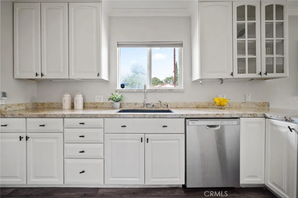 Additional image 38 of 7027 Gloria Avenue, Lake Balboa, CA 91406
