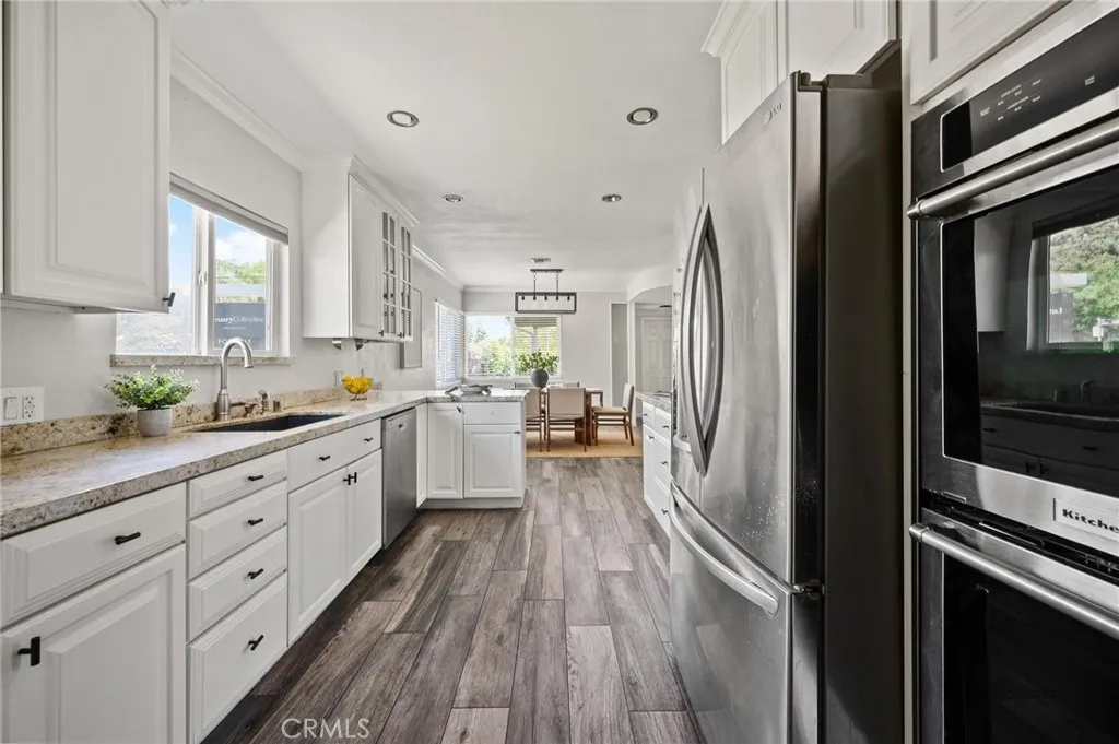 Additional image 37 of 7027 Gloria Avenue, Lake Balboa, CA 91406