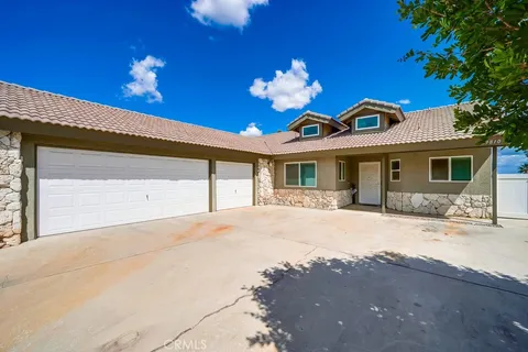 29810 Smugglers Point Drive, Canyon Lake, CA MLS: IV25073916