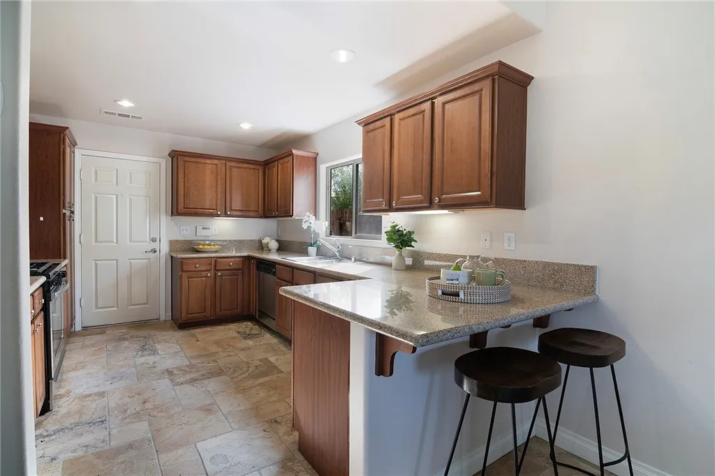 Additional image 16 of 14059 Carlton Lane, Sylmar, CA 91342