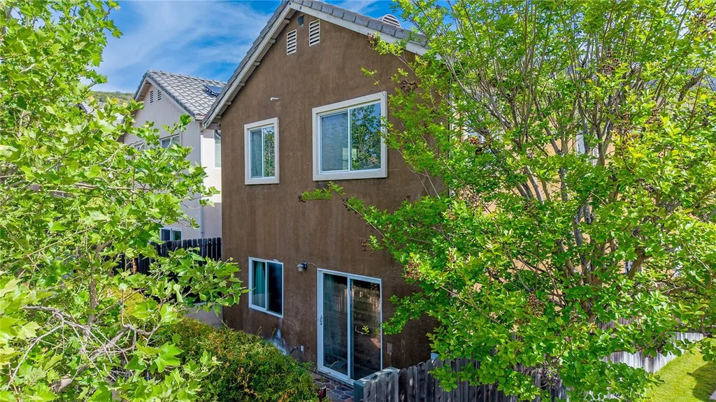 Additional image 3 of 14059 Carlton Lane, Sylmar, CA 91342