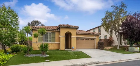 45019 Carla Court, Lake Elsinore, CA MLS: PW25103366
