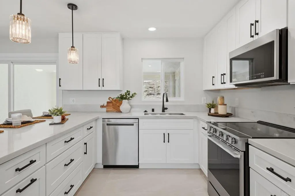 Additional image 8 of 406 Borden Circle, San Marcos, CA 92069