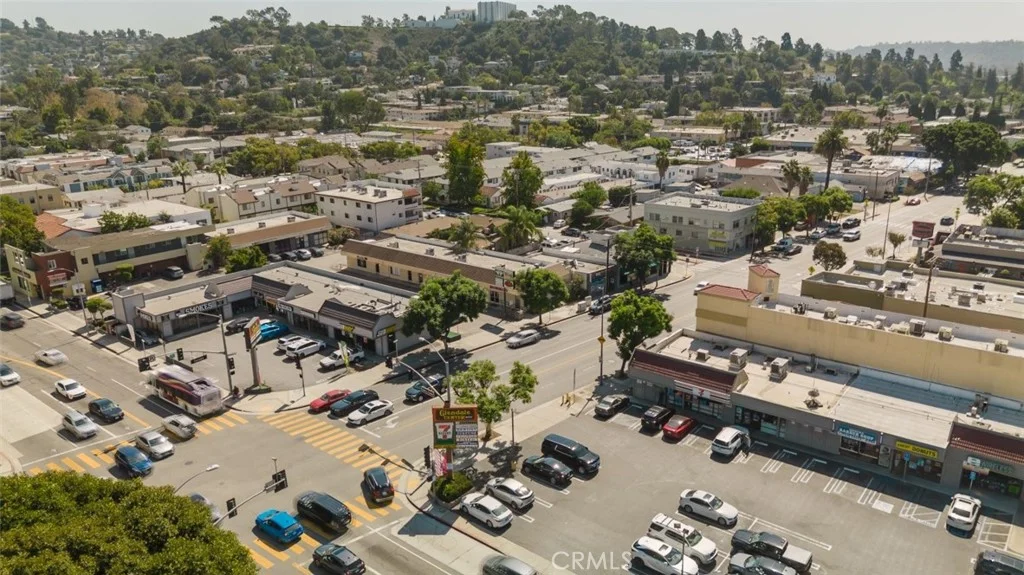 1110 S Glendale Avenue, Glendale, CA 91205