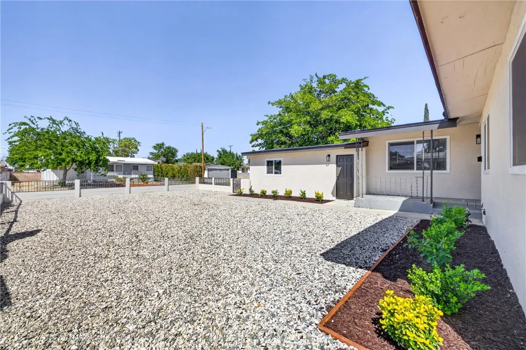 Additional image 2 of 714 W Avenue H9, Lancaster, CA 93534