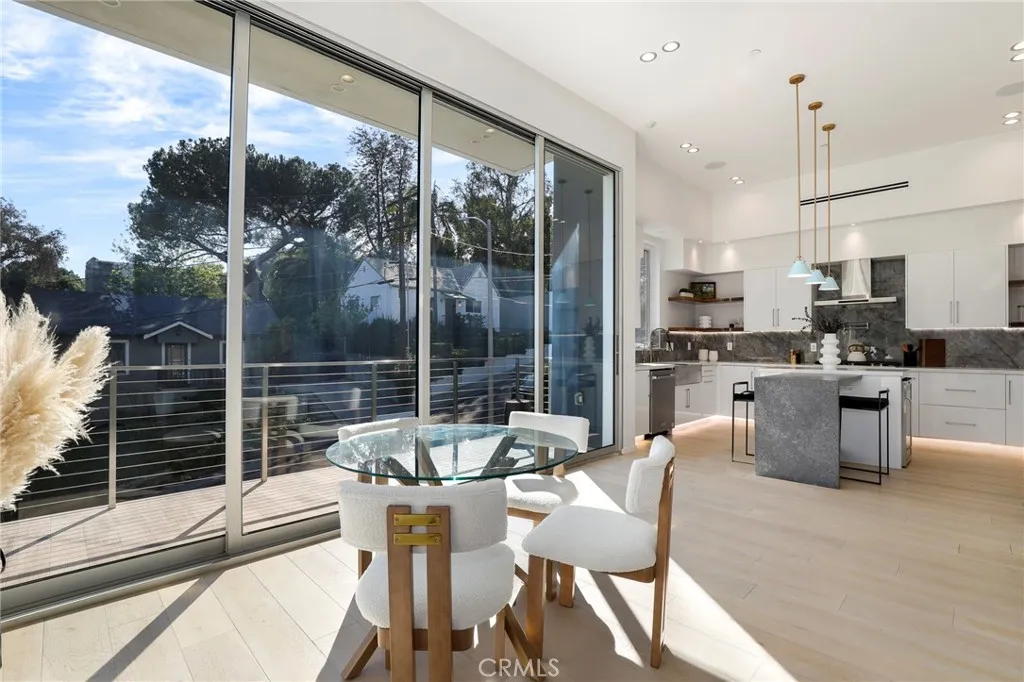 Additional image 85 of 2309 Cove Avenue, Los Angeles, CA 90039