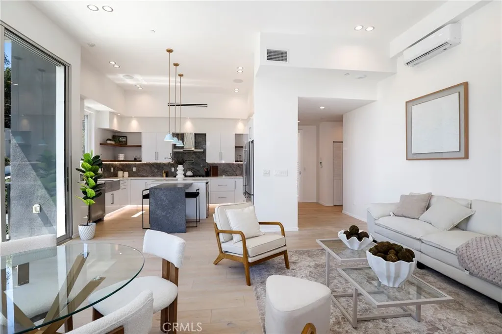 Additional image 9 of 2309 Cove Avenue, Los Angeles, CA 90039