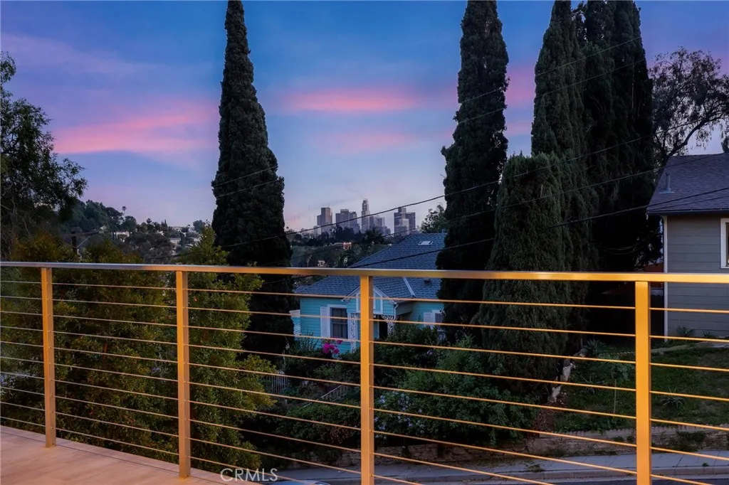 Additional image 58 of 2309 Cove Avenue, Los Angeles, CA 90039