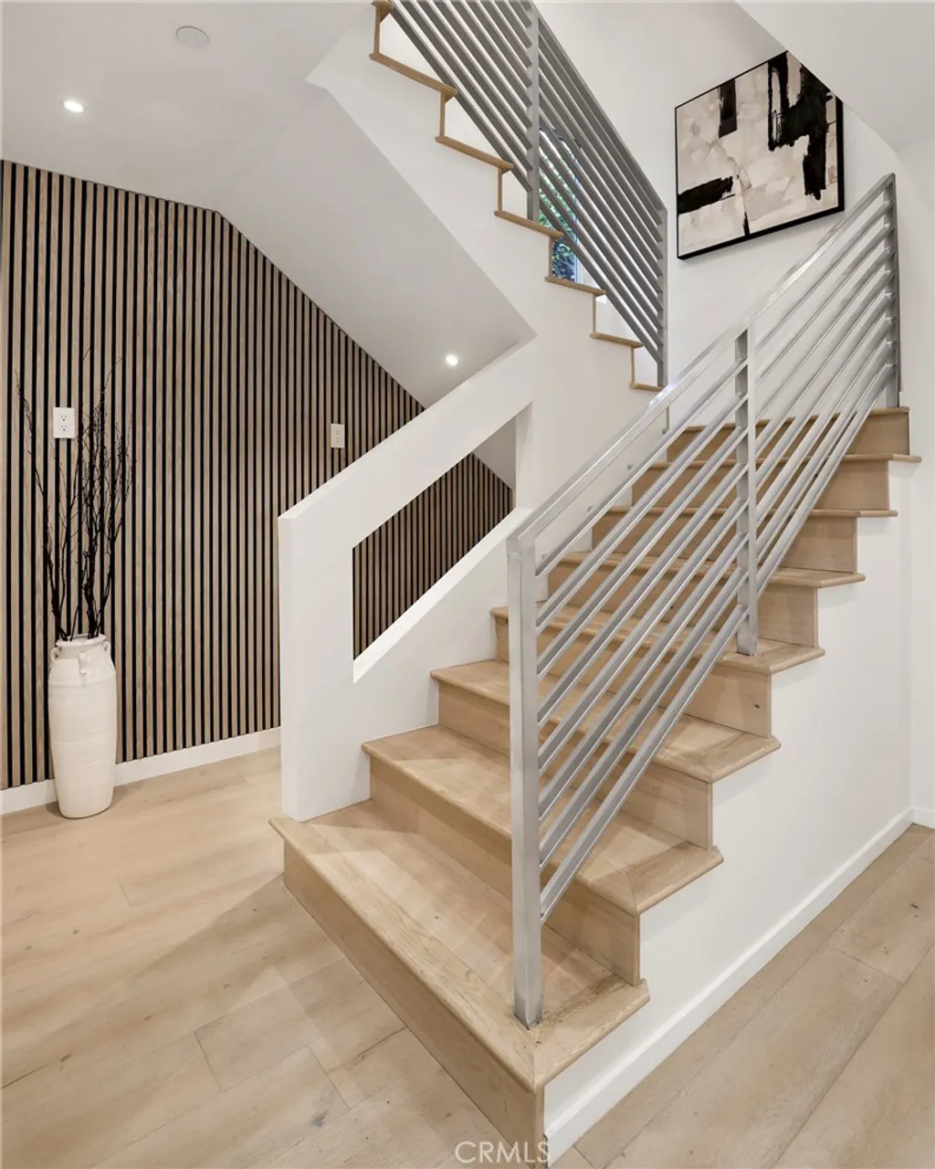 Additional image 36 of 2309 Cove Avenue, Los Angeles, CA 90039