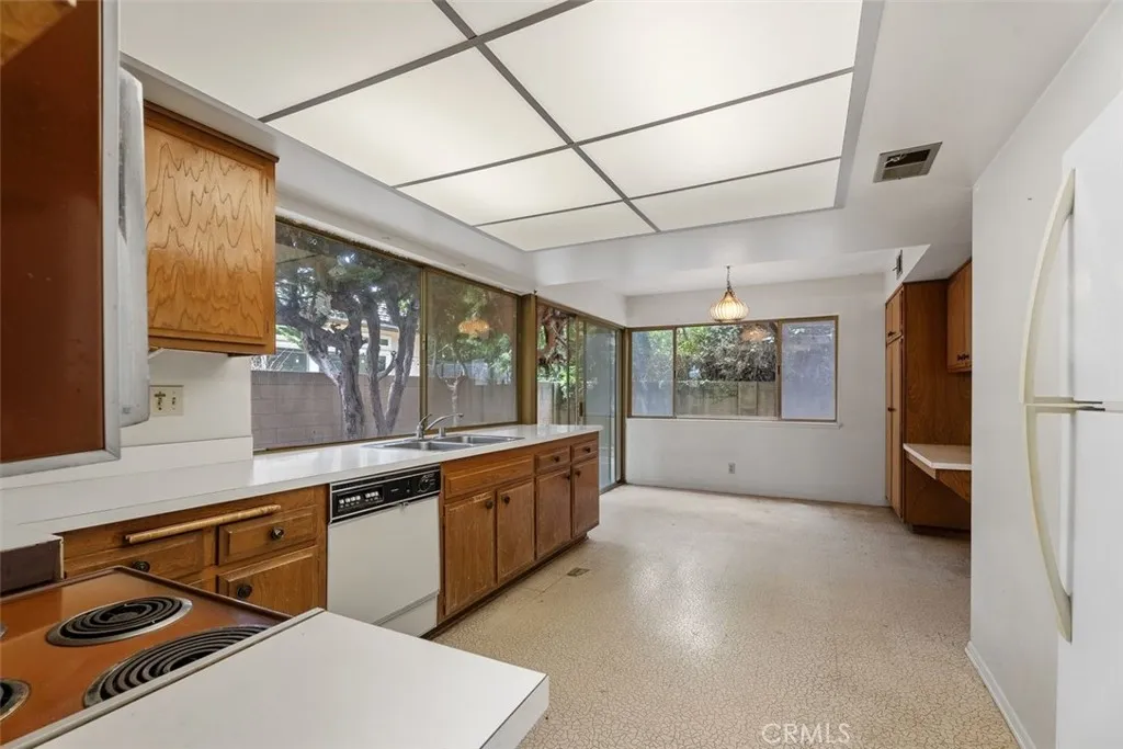 Additional image 9 of 10042 Sprit Circle, Huntington Beach, CA 92646