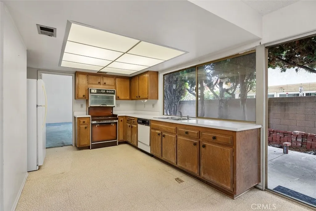 Additional image 50 of 10042 Sprit Circle, Huntington Beach, CA 92646
