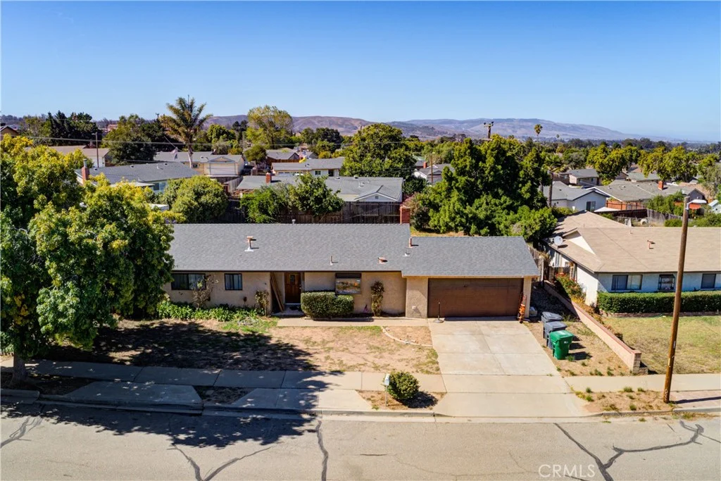 1370 Via Del Carmel, Santa Maria, CA 93455