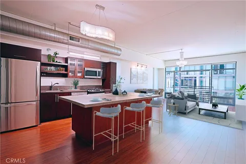 1111 S Grand Avenue Unit 702, Los Angeles, CA 90015 - MLS#: BB25023169