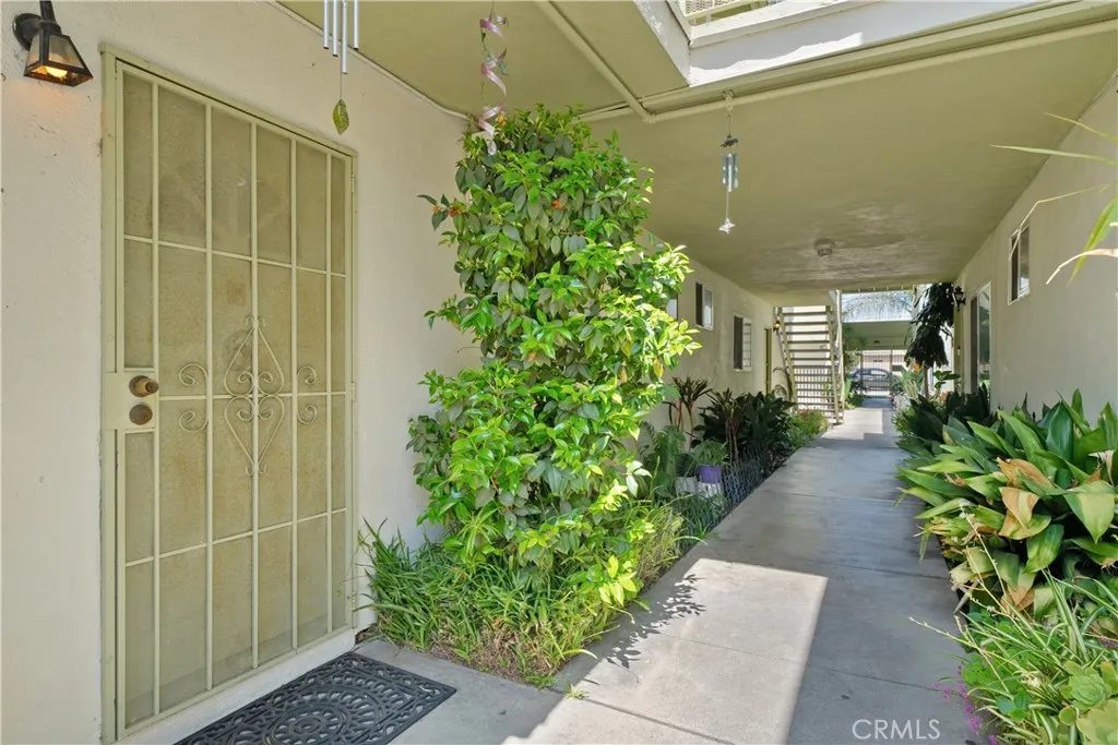 Additional image 21 of 13520 Victory Blvd, Van Nuys, CA 91401