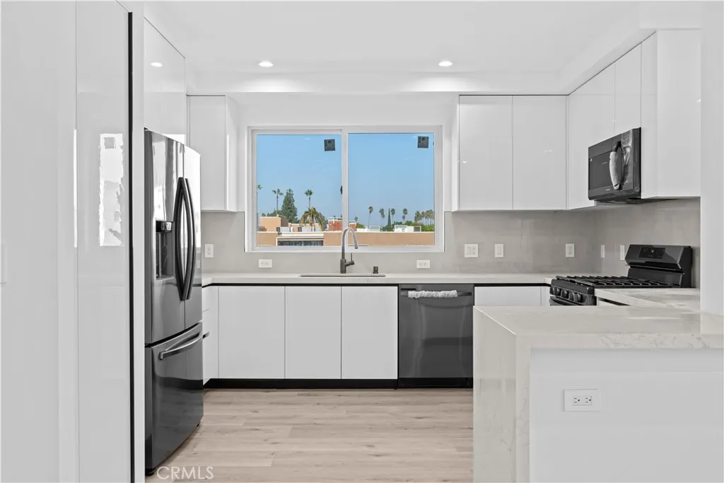 Additional image 6 of 4214 Fulton Avenue Unit 302, Studio City, CA 91604