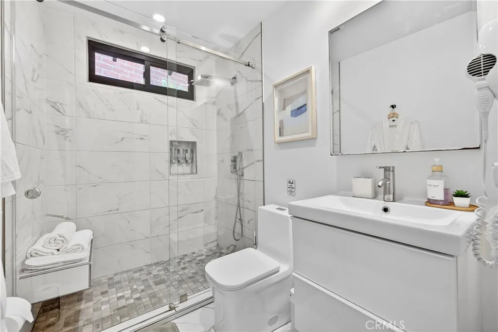 Additional image 7 of 2615 Clyde Ave, Los Angeles, CA 90016