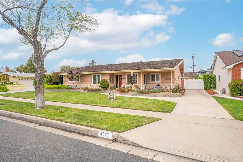 3633 Country Club Drive, Lakewood, CA 90712