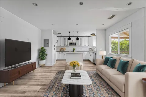 15149 Gilmore Street, Van Nuys, CA MLS: SR25073929