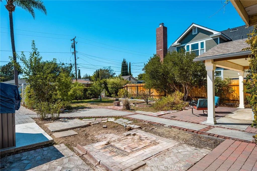 349 N Pine St, Orange, CA 92866
