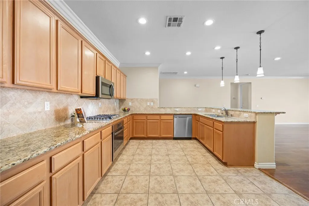 Additional image 20 of 1464 Petunia Court, Beaumont, CA 92223