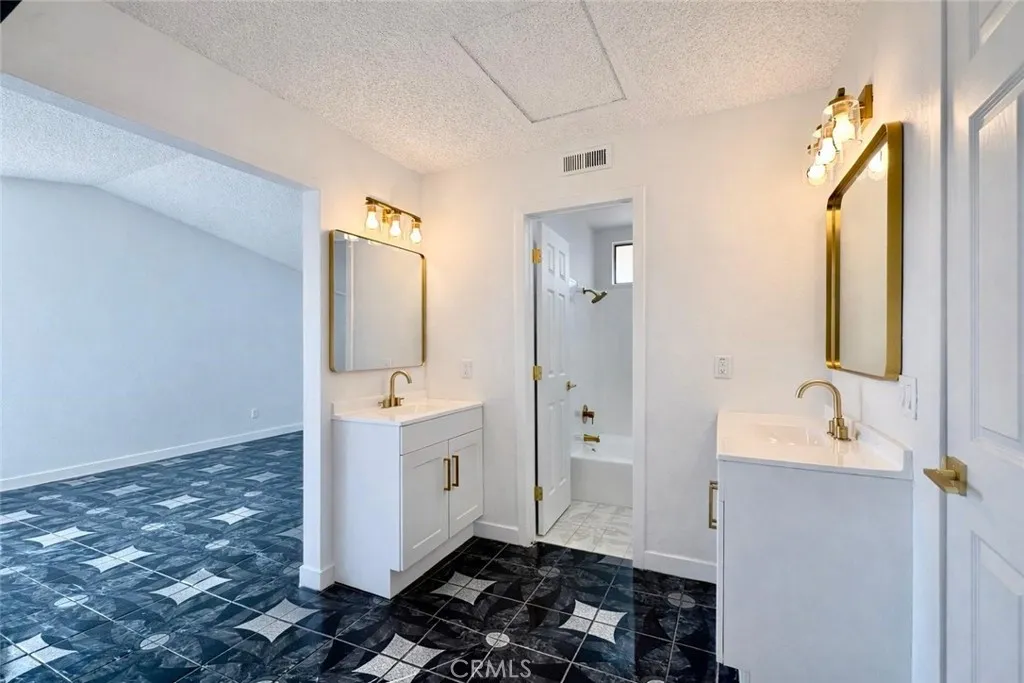 Additional image 64 of 359 Bahia Street, Perris, CA 92571