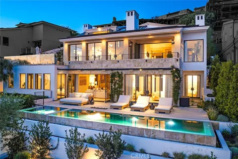 1115 Emerald Bay, Laguna Beach, CA MLS: NP25069730