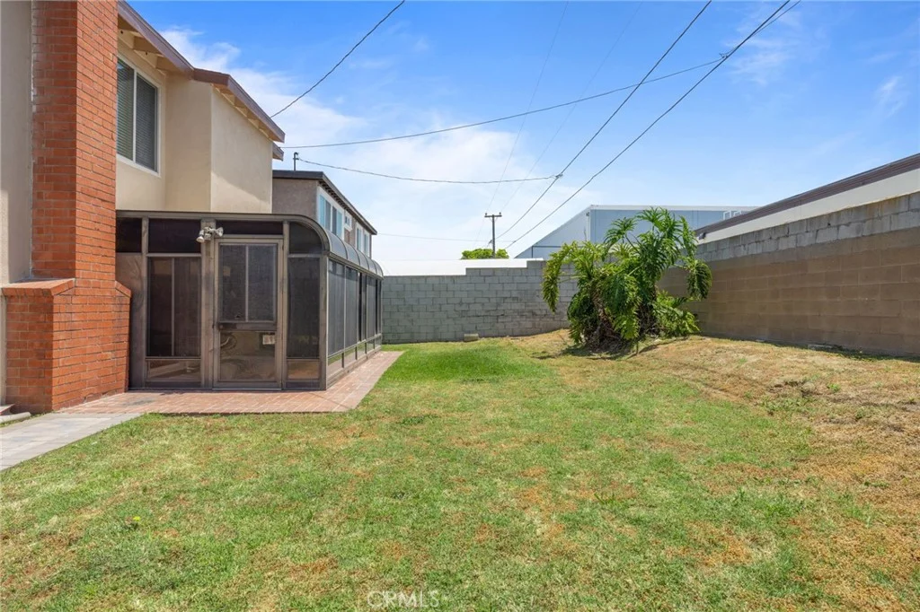 1708 E Cyrene Dr, Carson, CA 90746