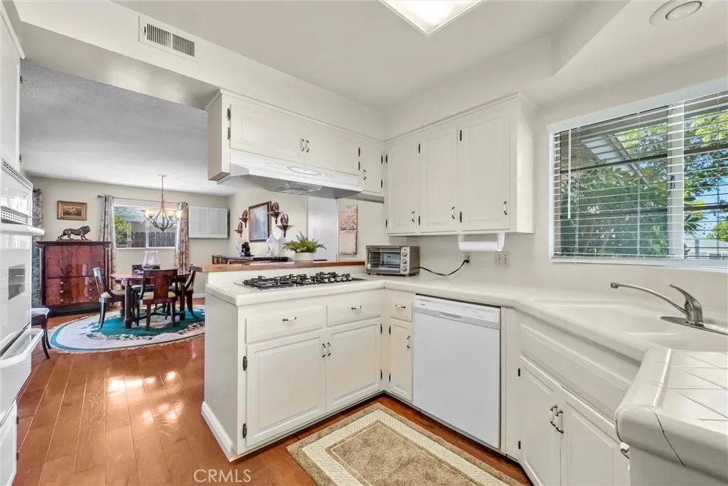 Additional image 13 of 256 E Monterey Rd, Corona, CA 92879