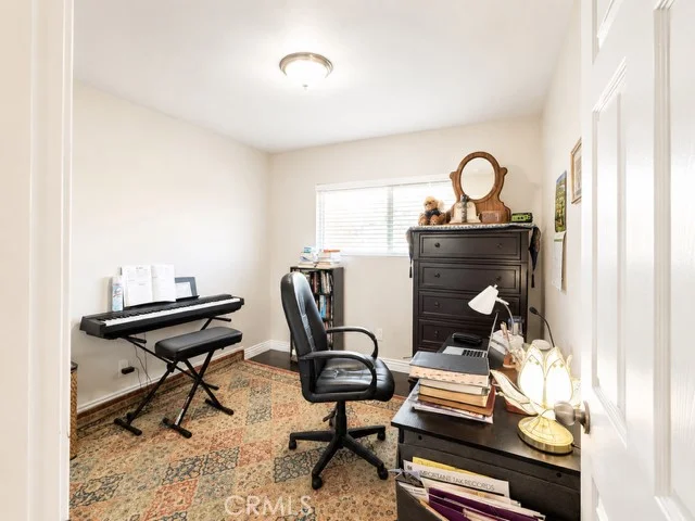 1570 N Pine Ave, Rialto, CA 92376