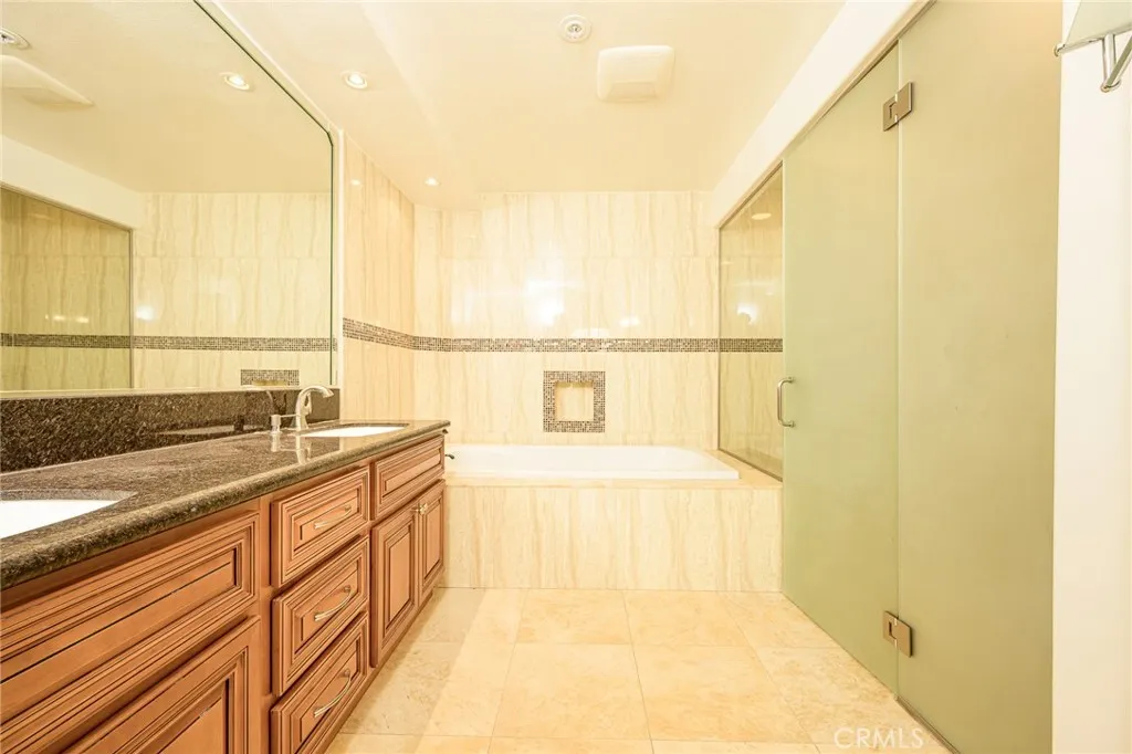 Additional image 22 of 2233 Martin Unit 311, Irvine, CA 92612