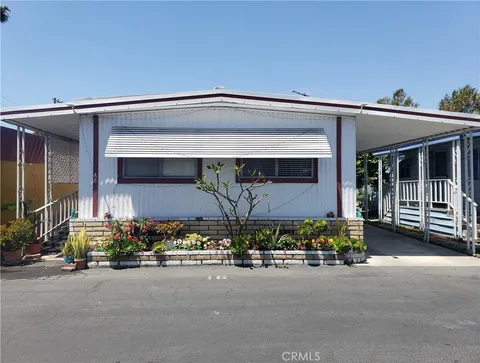 3929 W 5th Street Unit 16, Santa Ana, CA MLS: OC25107416