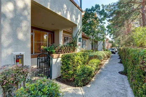 1703 Solvay Aisle Unit 106, Irvine, CA 92606 - MLS#: OC25041199