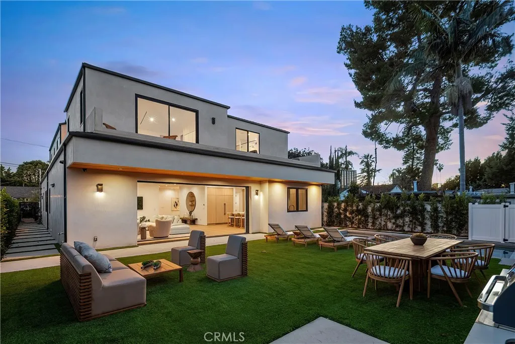 Additional image 75 of 15451 Camarillo Street, Sherman Oaks, CA 91403