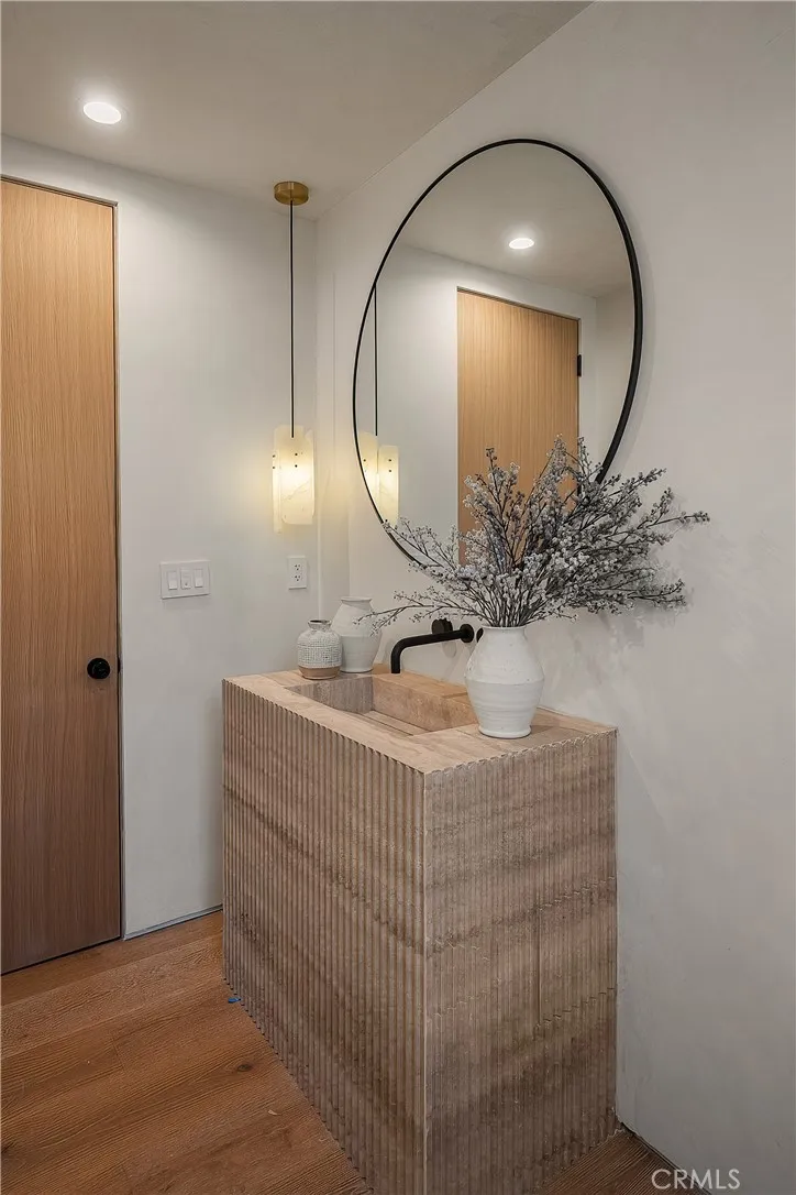 Additional image 54 of 15451 Camarillo Street, Sherman Oaks, CA 91403