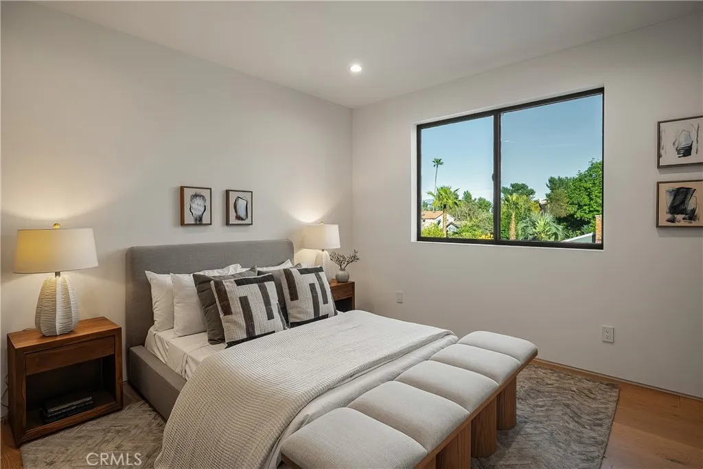 Additional image 63 of 15451 Camarillo Street, Sherman Oaks, CA 91403