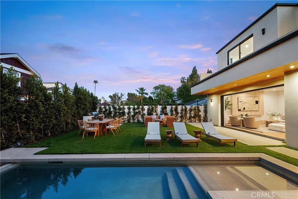 Additional image 76 of 15451 Camarillo Street, Sherman Oaks, CA 91403