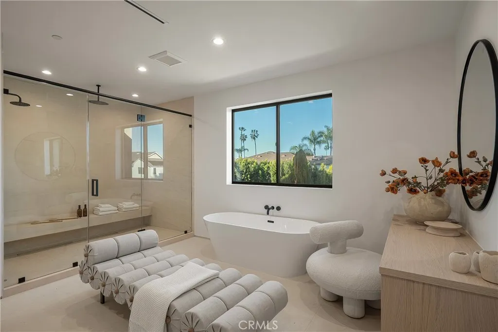 Additional image 22 of 15451 Camarillo Street, Sherman Oaks, CA 91403