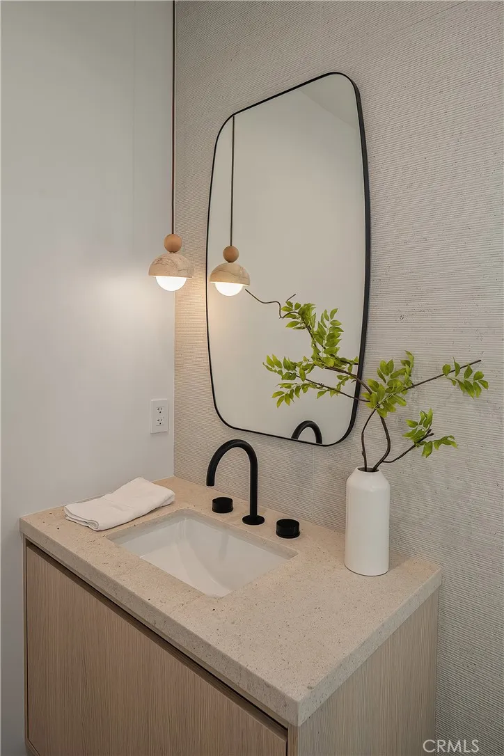 Additional image 66 of 15451 Camarillo Street, Sherman Oaks, CA 91403