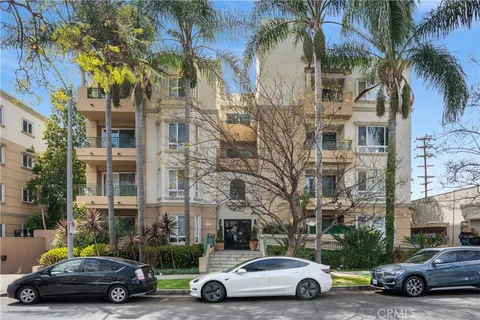 305 Arnaz Drive Unit 103, Los Angeles, CA 90048 - MLS#: SB25086022