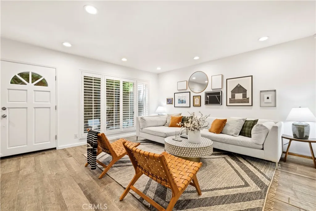 Additional image 3 of 14238 Dickens St Unit 4, Sherman Oaks, CA 91423