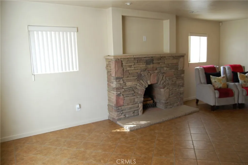 Additional image 10 of 9408 Poplar Avenue, Fontana, CA 92335