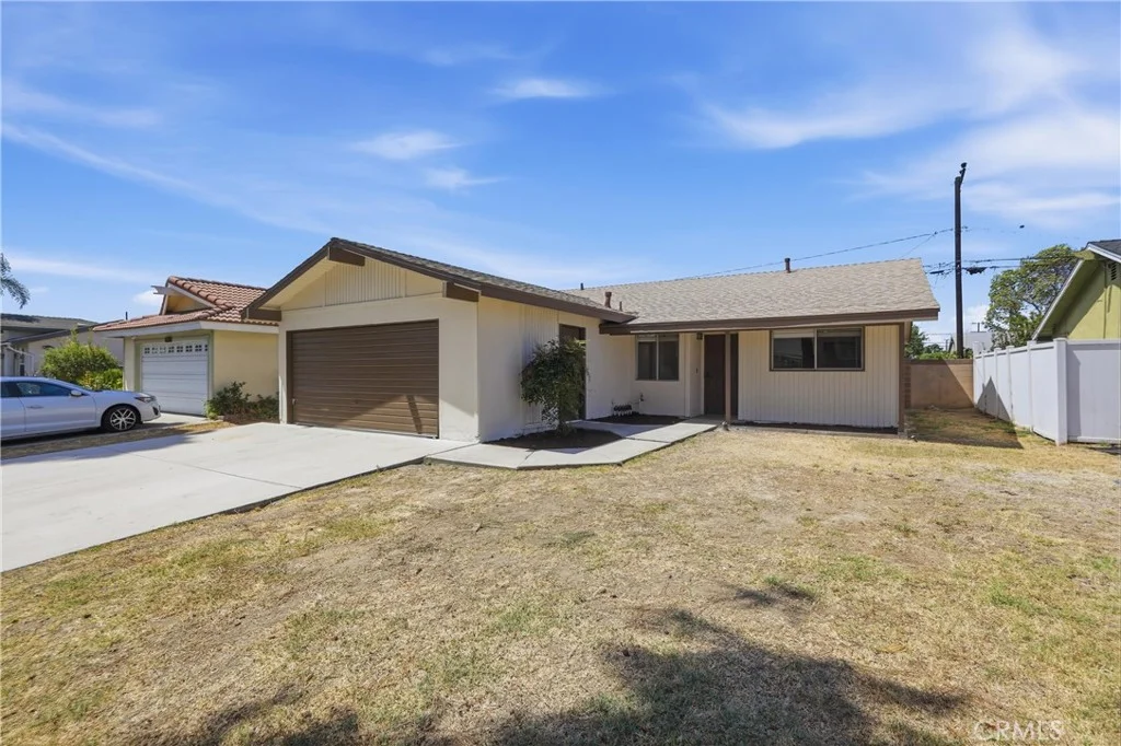20317 Jersey Ave, Lakewood, CA 90715