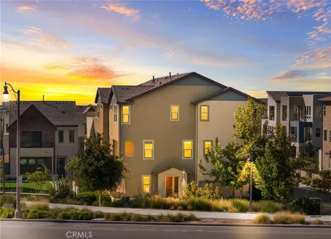 248 Keeper, Irvine, CA MLS: OC25083387
