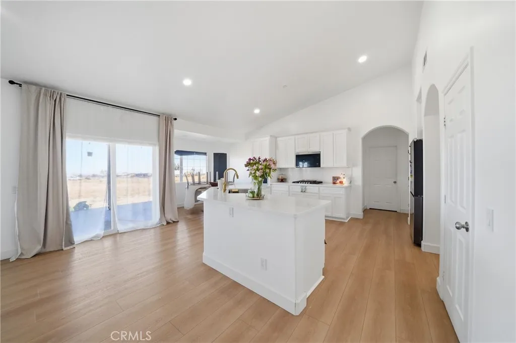 Additional image 34 of 7576 Sunset Rd, Phelan, CA 92371