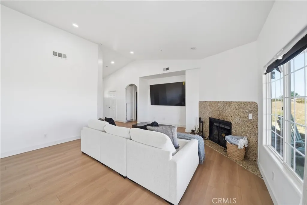 Additional image 36 of 7576 Sunset Rd, Phelan, CA 92371