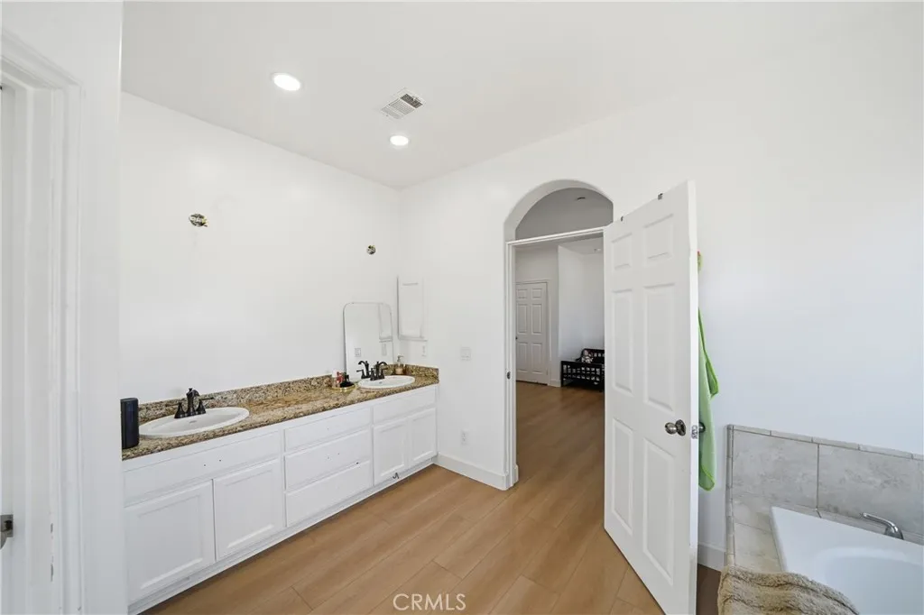 Additional image 41 of 7576 Sunset Rd, Phelan, CA 92371