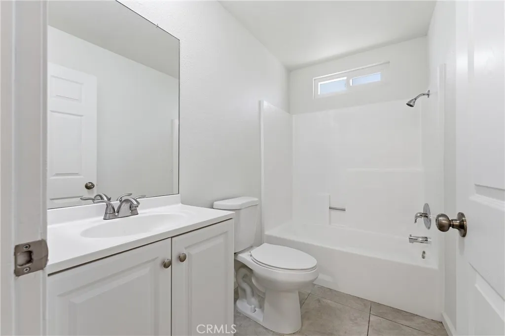 Additional image 12 of 44148 Dahlia Street, Lancaster, CA 93535