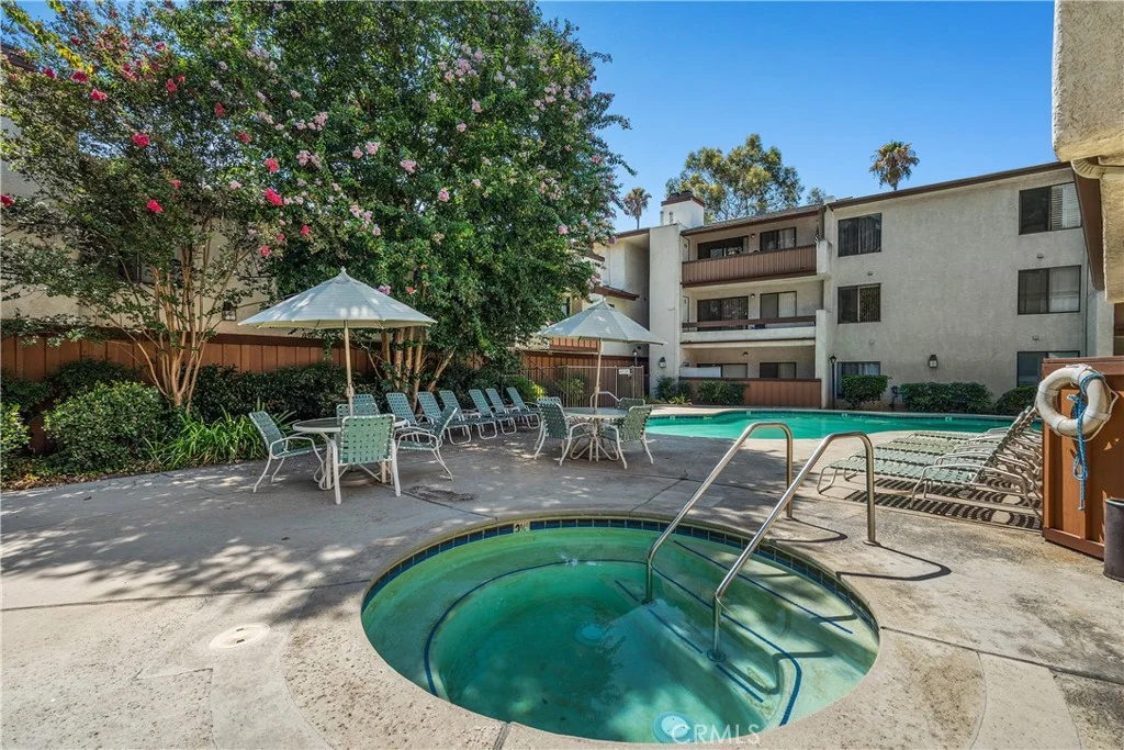15155 Sherman Way Unit 60, Van Nuys, CA 91405