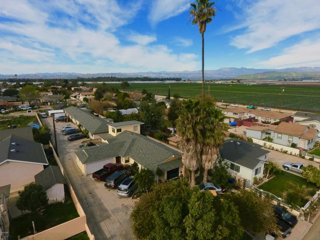 3735 Almond Dr  
