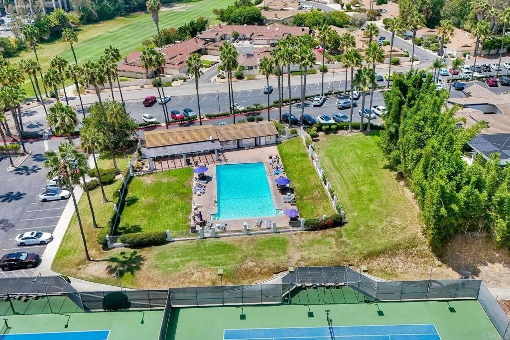 2339 Nicklaus Drive, Oceanside, CA 92056